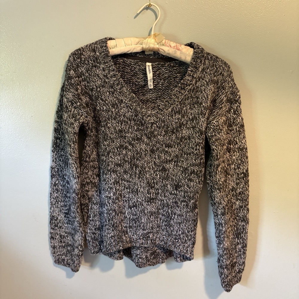 Aeropostale‎ Chunky-Knit Grey Sweater Women's Large